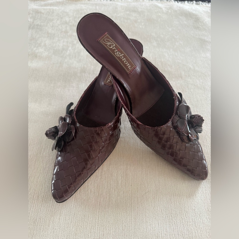 Brighton Poem Mules. Woven. Burgundy   Size 6M. Beautifully made in Brazil.